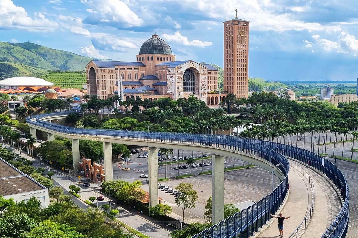 Descubra as 10 imperdíveis atrações de Aparecida - O guia completo para turistas