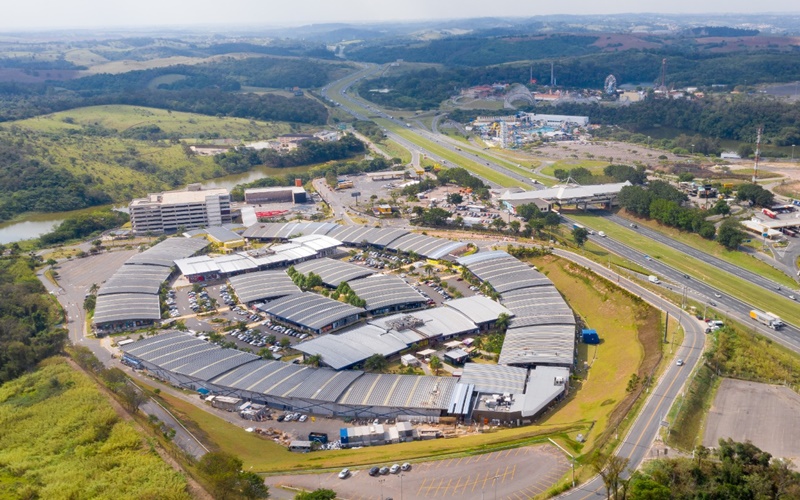 Começou nesta sexta (26) a programação natalina na Villa Turística em Itupeva!