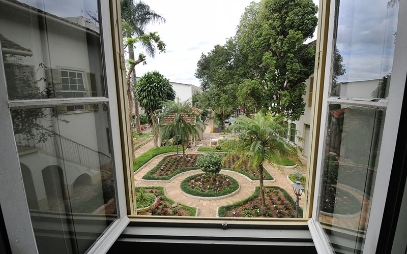 Irá começar as comemorações do Dia do Escritor Jundiaiense no Solar do Barão!