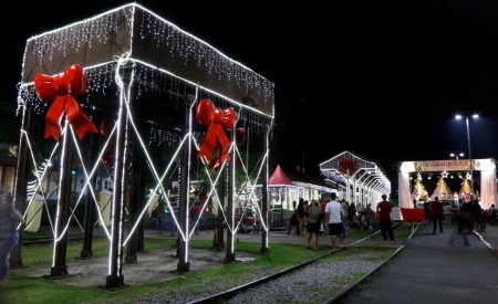 Jacareí lança Caravana Iluminada de Natal nesta terça (7)