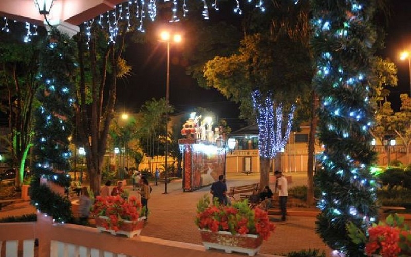 Cidade decorada e Papai Noel? Confira mais sobre o Natal Encantado de Jarinu!