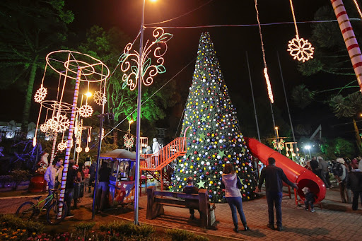 Descubra o Natal da Serra da Mantiqueira em Campos do Jordão!