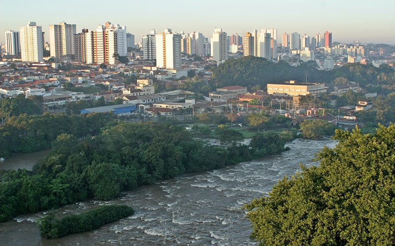 Confira o que abre ou fecha neste Natal em Piracicaba!
