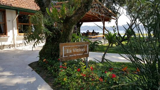 Que Tal Um Almoçar Ao Lado de Uma Represa?