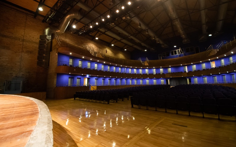 O espetáculo gratuito ‘Crianças em Férias é no Poly’ deste sábado é ‘Cinderela’!