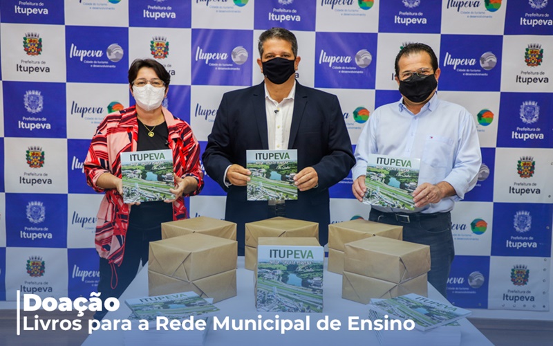 Prefeito recebe Elis e exemplares do ‘Nossa Cascata Pequena’ doados à Itupeva!