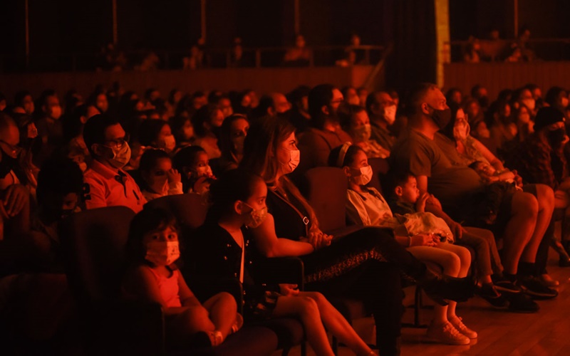 ‘Crianças em Férias é no Poly’ com ‘Alice no País das Maravilhas’ neste domingo!