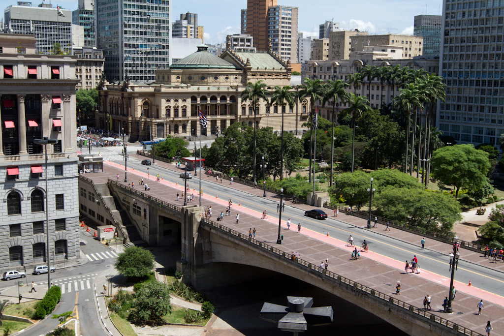 Quem Já Passou Pelo Viaduto do Chá em SP?