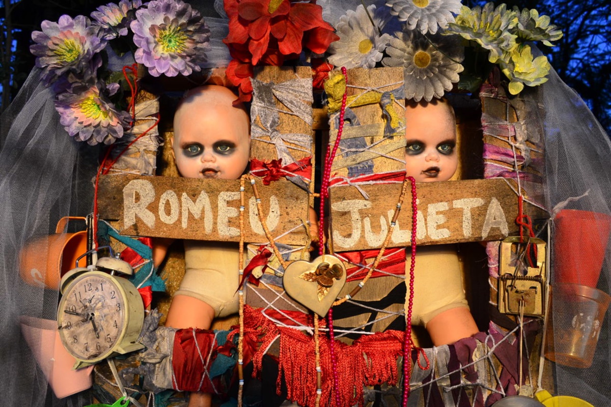 Clássico ‘Romeu e Julieta’ inspirado nas ruas, neste domingo no Complexo Fepasa!