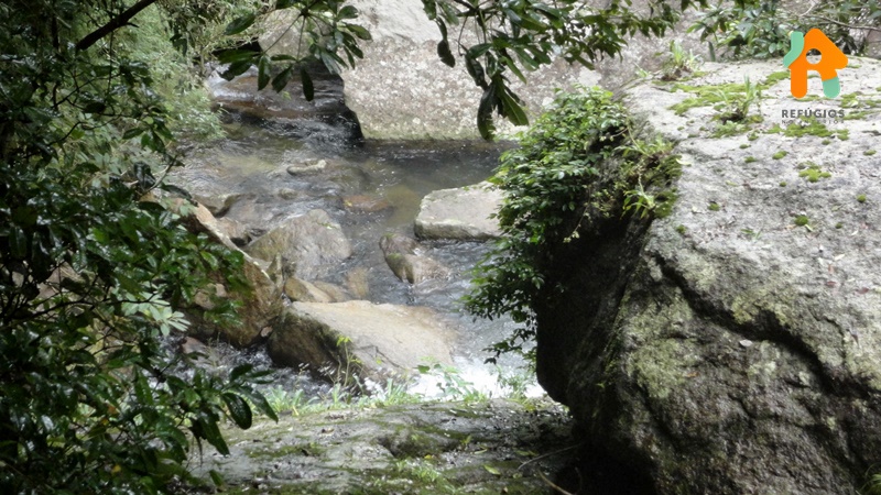 Cachoeira do Gato e Praia Castelhanos em Ilhabela