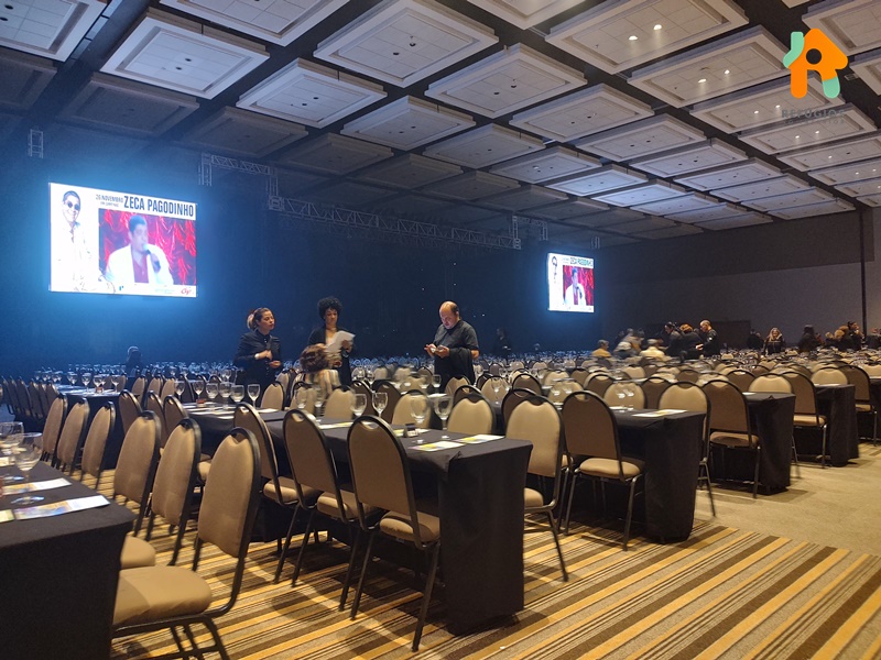 O Incrível Show de Ney Matogrosso no Royal Palm Hall em Campinas