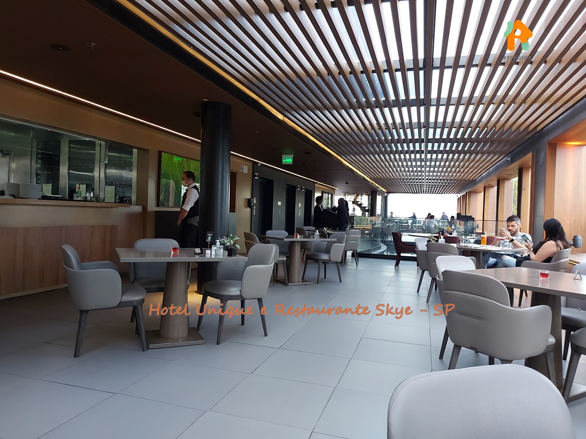 Hotel Unique e Skye Restaurante & Bar