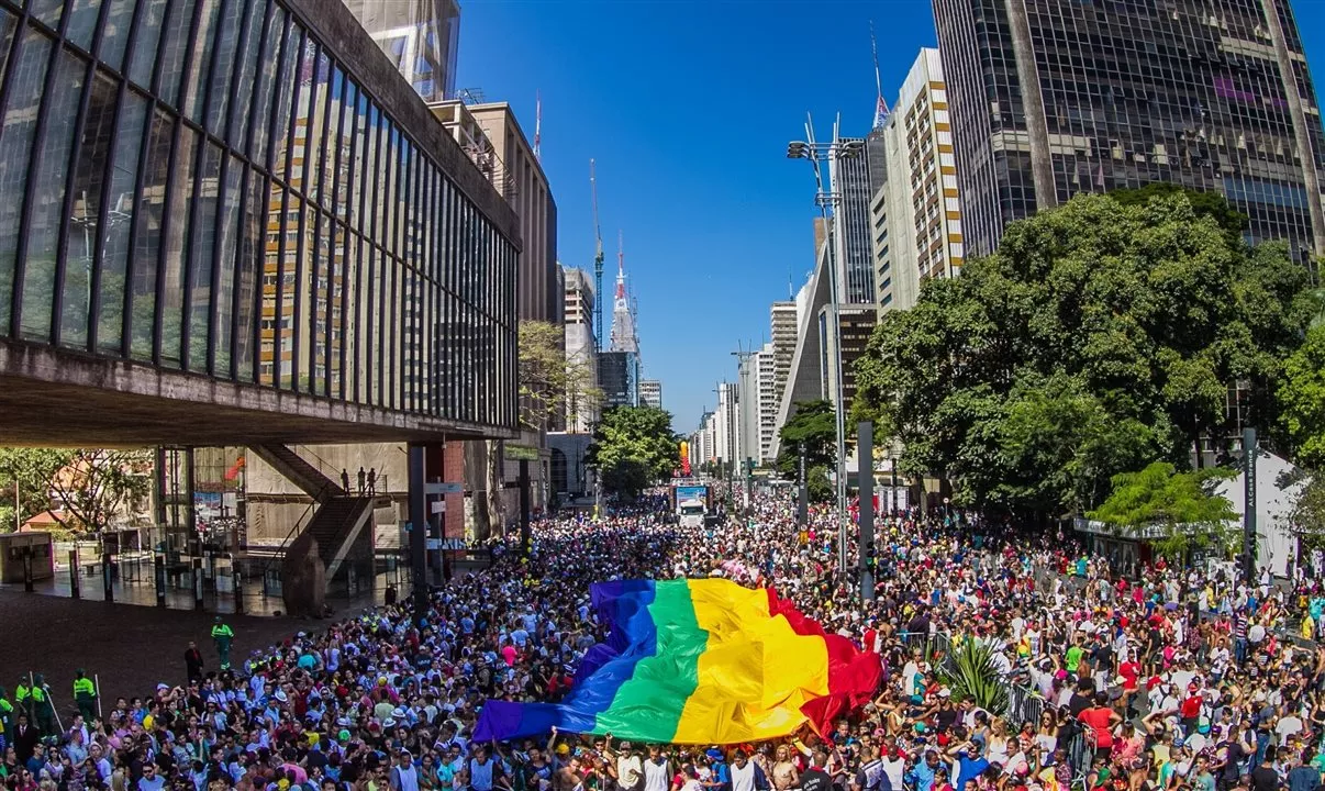 Parada do Orgulho LGBT Acontece Dia 19 de Junho de 2022 em SP