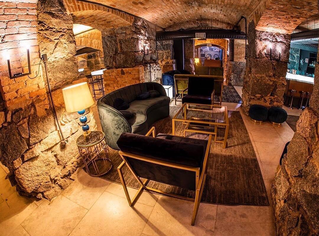 Bares Escondidos e Lugares Subterrâneos Para Você Conhecer em SP