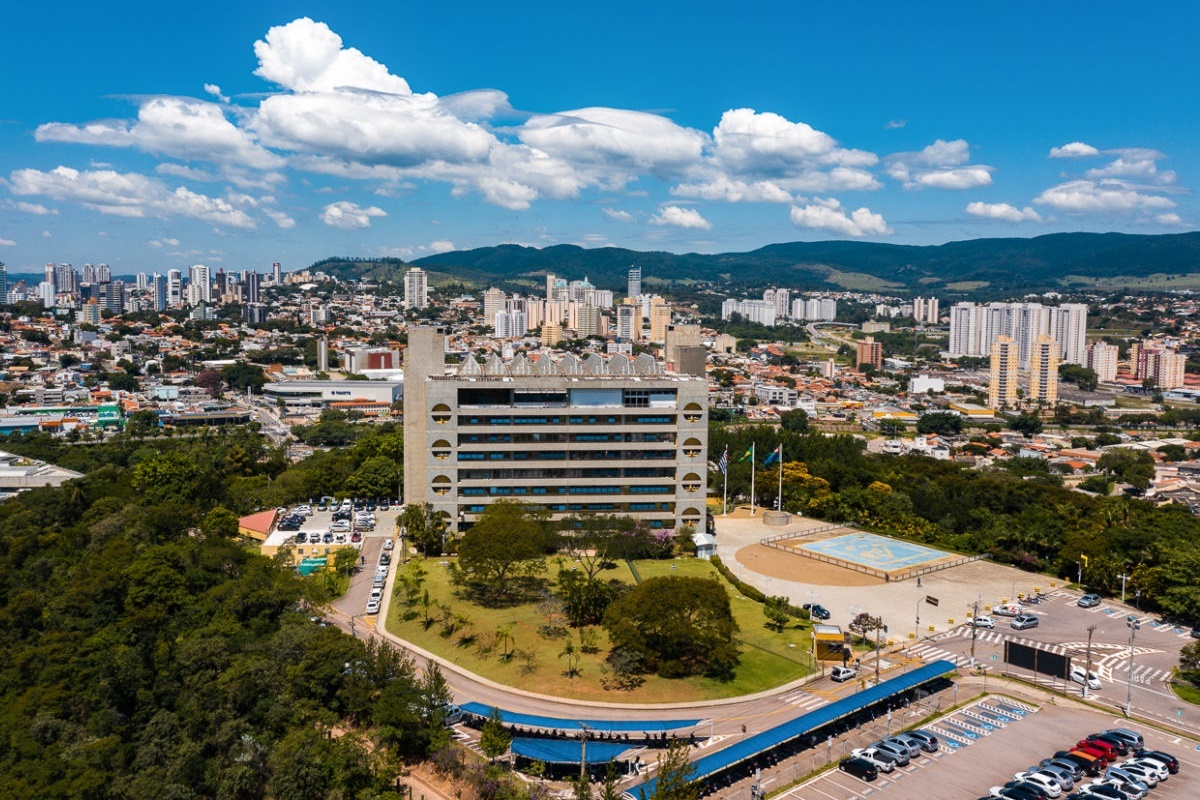 Jundiaí! - Confira o Abre e Fecha no feriado do Dia da Padroeira!