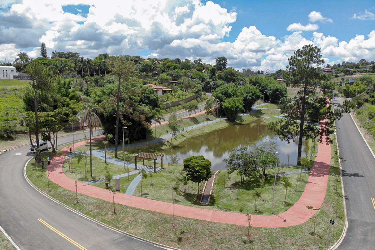 Jundiaí! - Confira o Abre e Fecha no feriado do Dia da Padroeira!