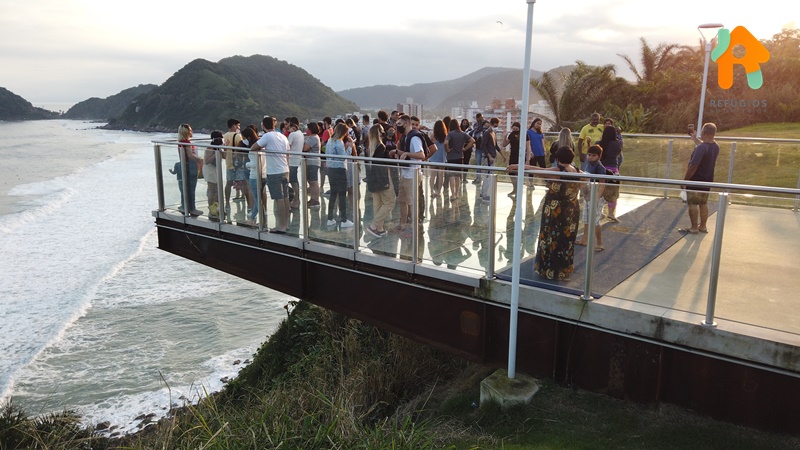 7 Cidades no Interior e Litoral de SP para Aproveitar o Calor