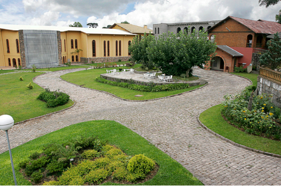 Dicas de Vinícolas com Pousadas Para Você Viajar