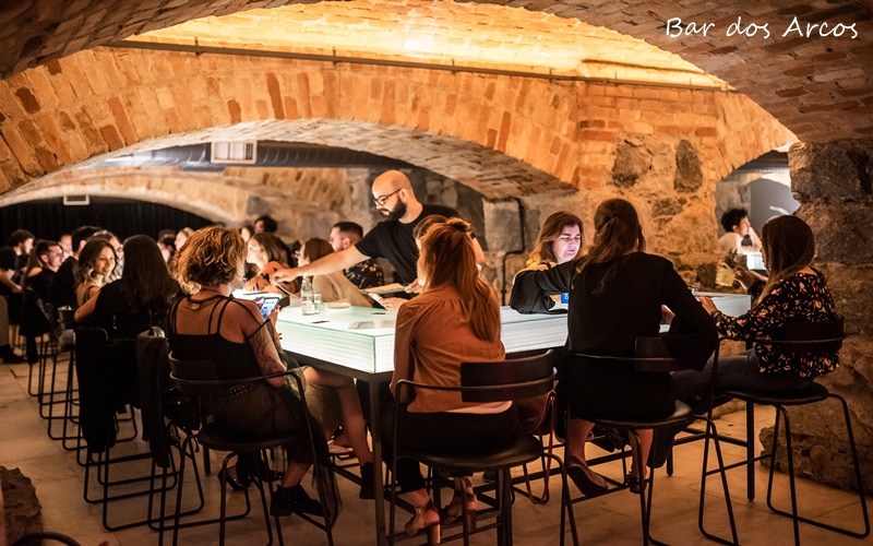 Quais são os melhores passeios subterrâneos para explorar em São Paulo?