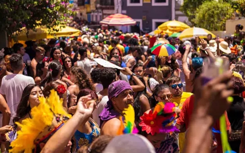 Quais as cidades com programações de Carnaval no interior de São Paulo?