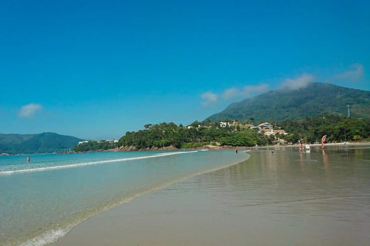 Conheça a Praia da Enseada em Ubatuba e descubra quais maravilhas te esperam!