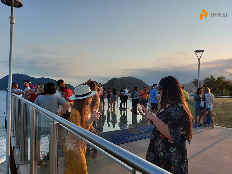 As Melhores Praias e Pontos Turísticos do Guarujá - SP