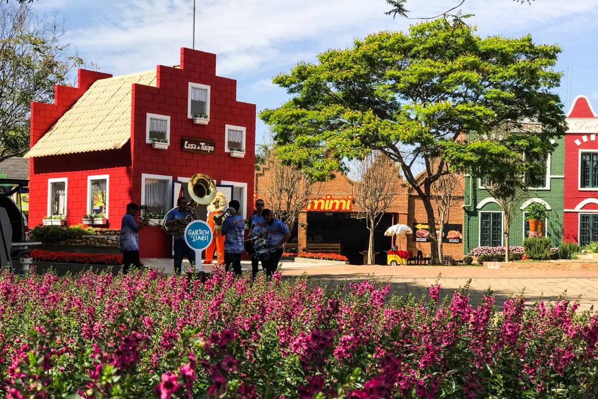 Expoflora Holambra 2023: O Maior Festival das Flores da América Latina