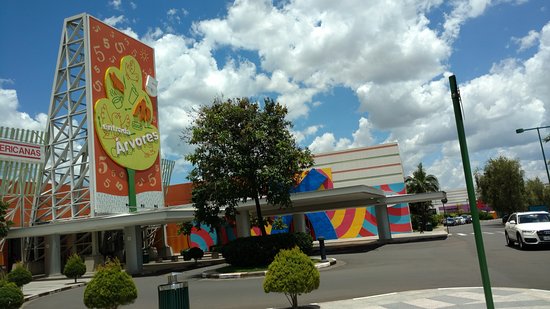 Conheça o famoso Parque D. Pedro Shopping em Campinas!