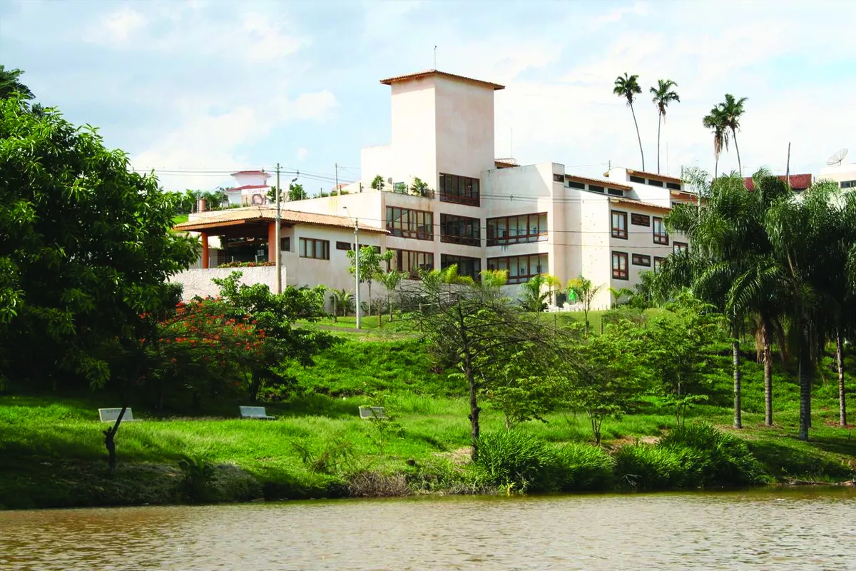 Hotel Vila das Palmeiras - Altinópolis