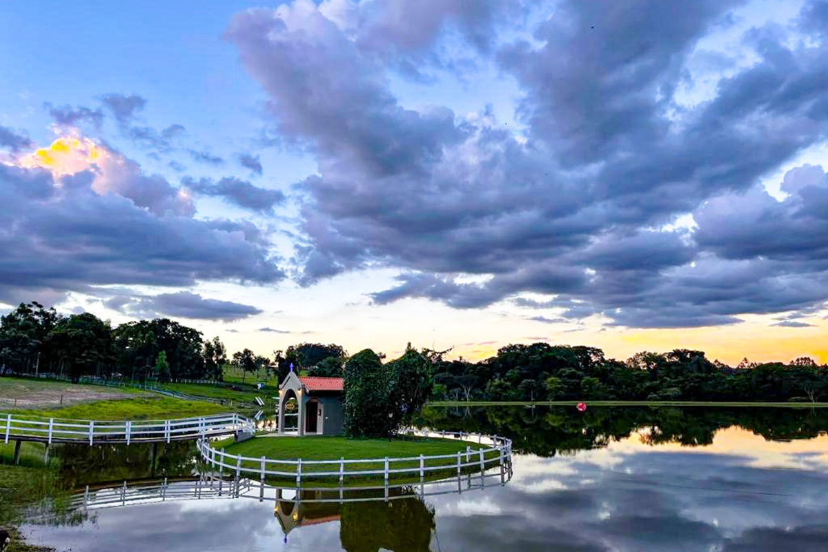 Suítes na Fazenda Brotas - SP