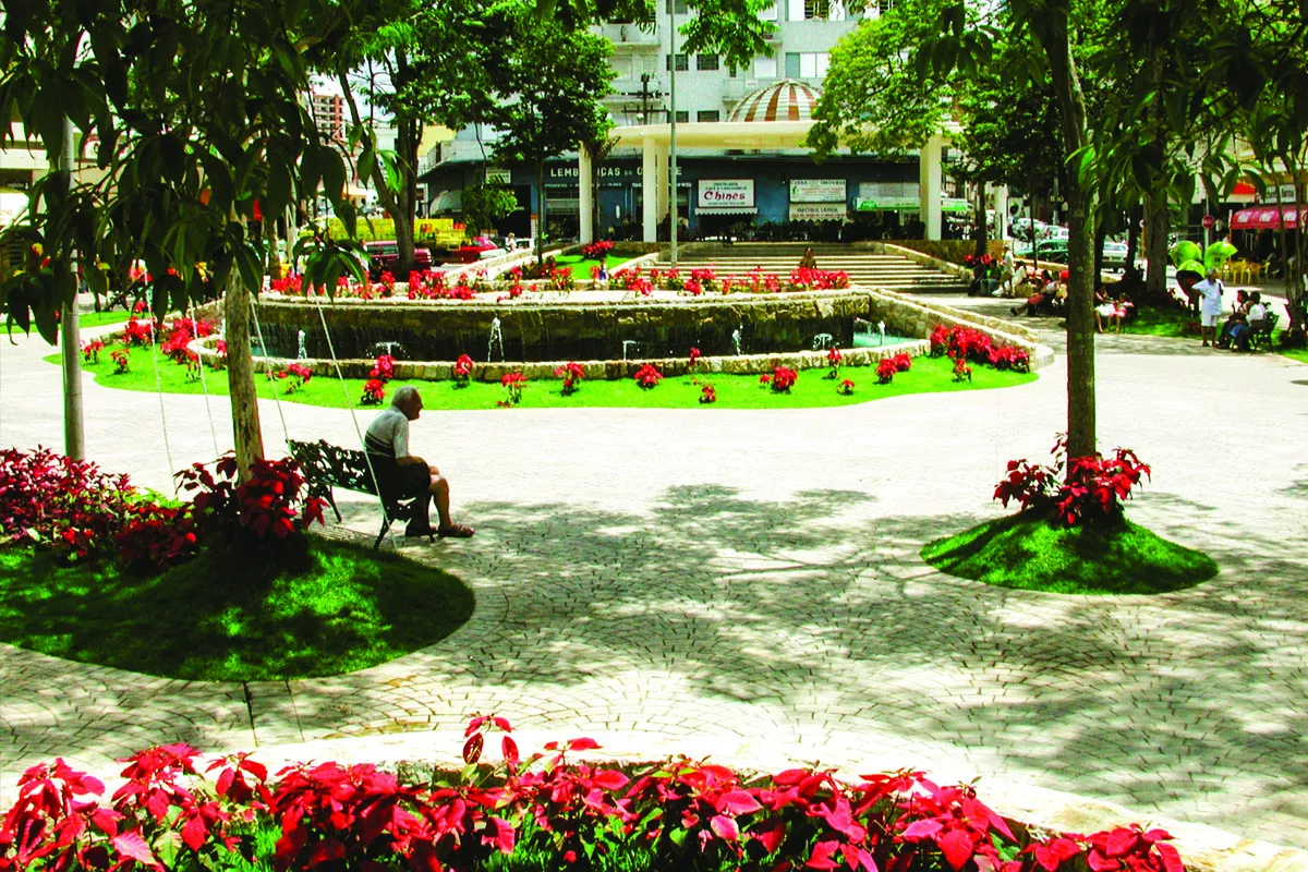 Praça João Zelante - Serra Negra