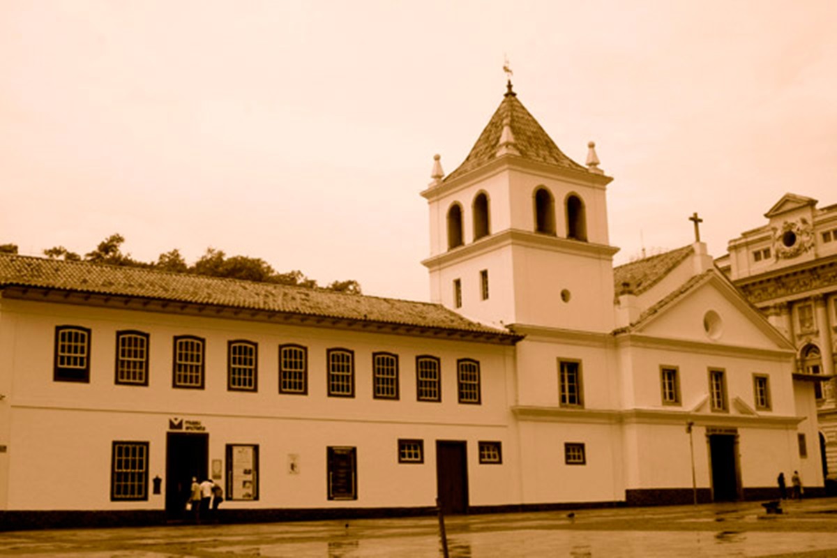 Pateo do Collegio São Paulo