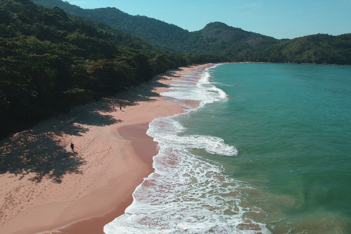 Praia Grande do Bonete em Ubatuba