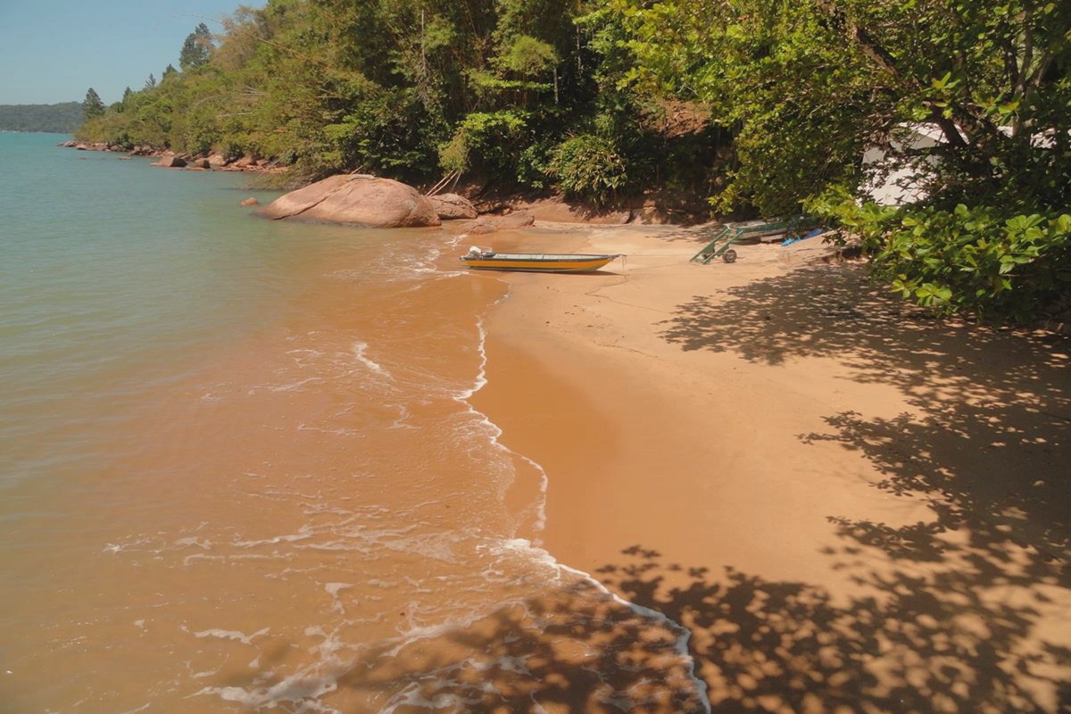 Praia da Dionísia em Ubatuba