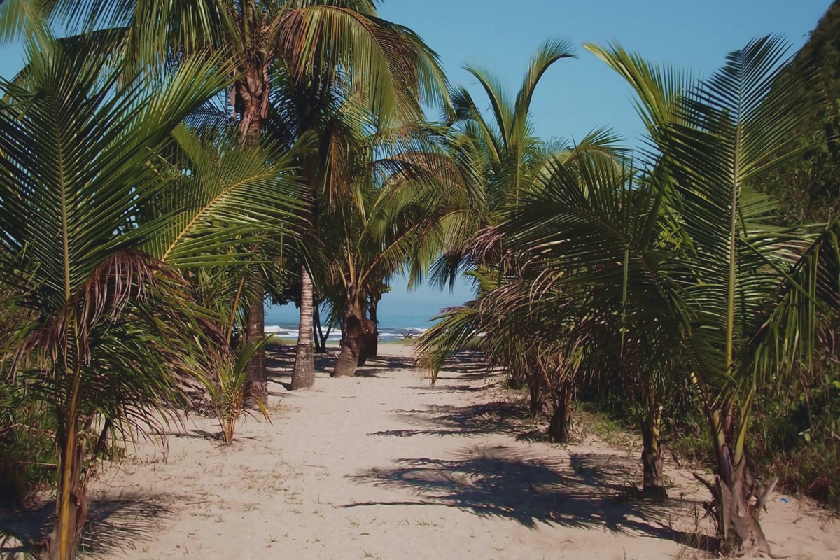 Praia Do Caramborê em Peruíbe