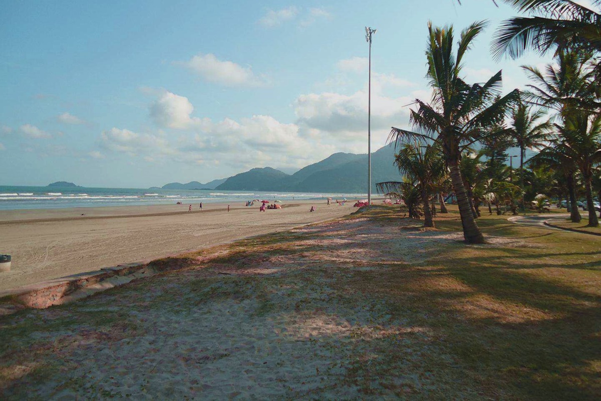 Praia Três Marias em Peruíbe