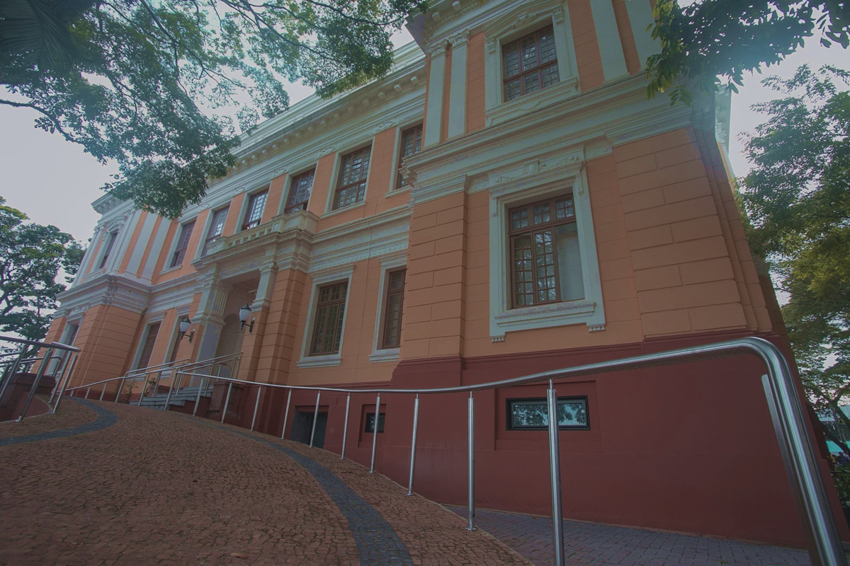 Pinacoteca Fórum das Artes em Botucatu - SP
