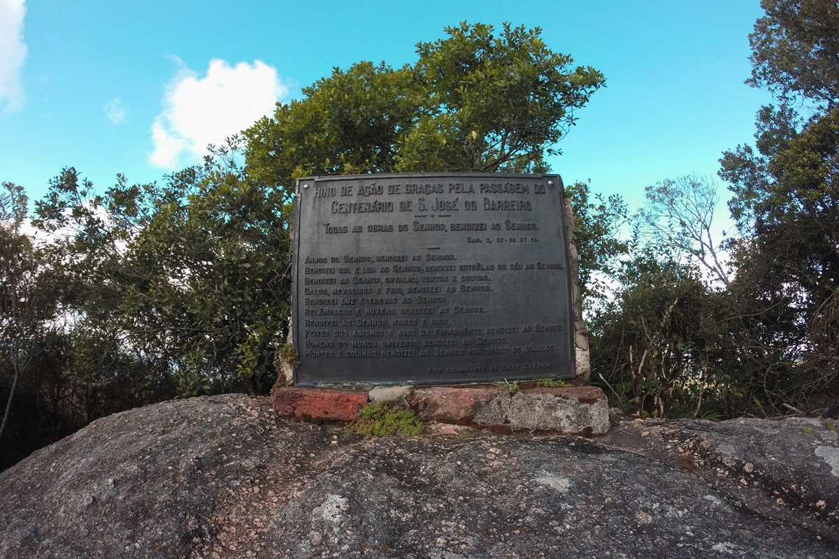 Trilha Pico do Tira Chapéu em São José do Barreiro - SP