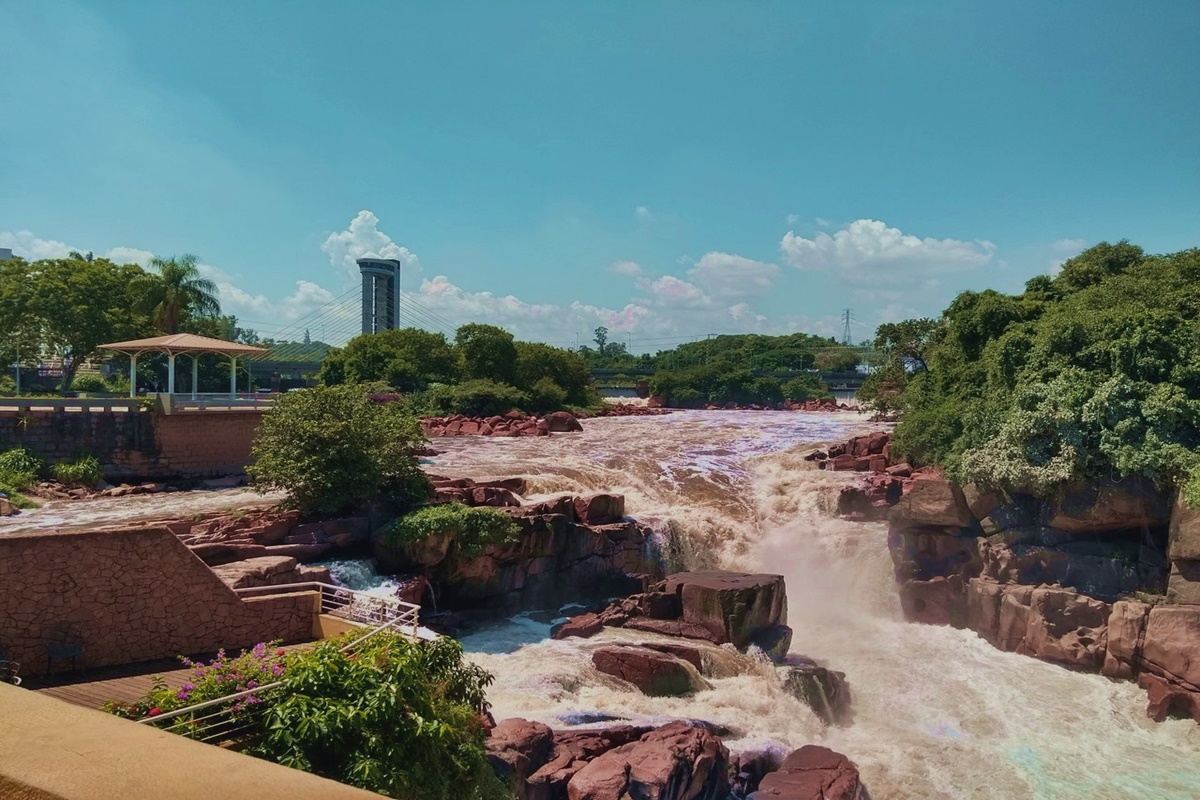 Memorial do Rio Tietê em Salto - SP