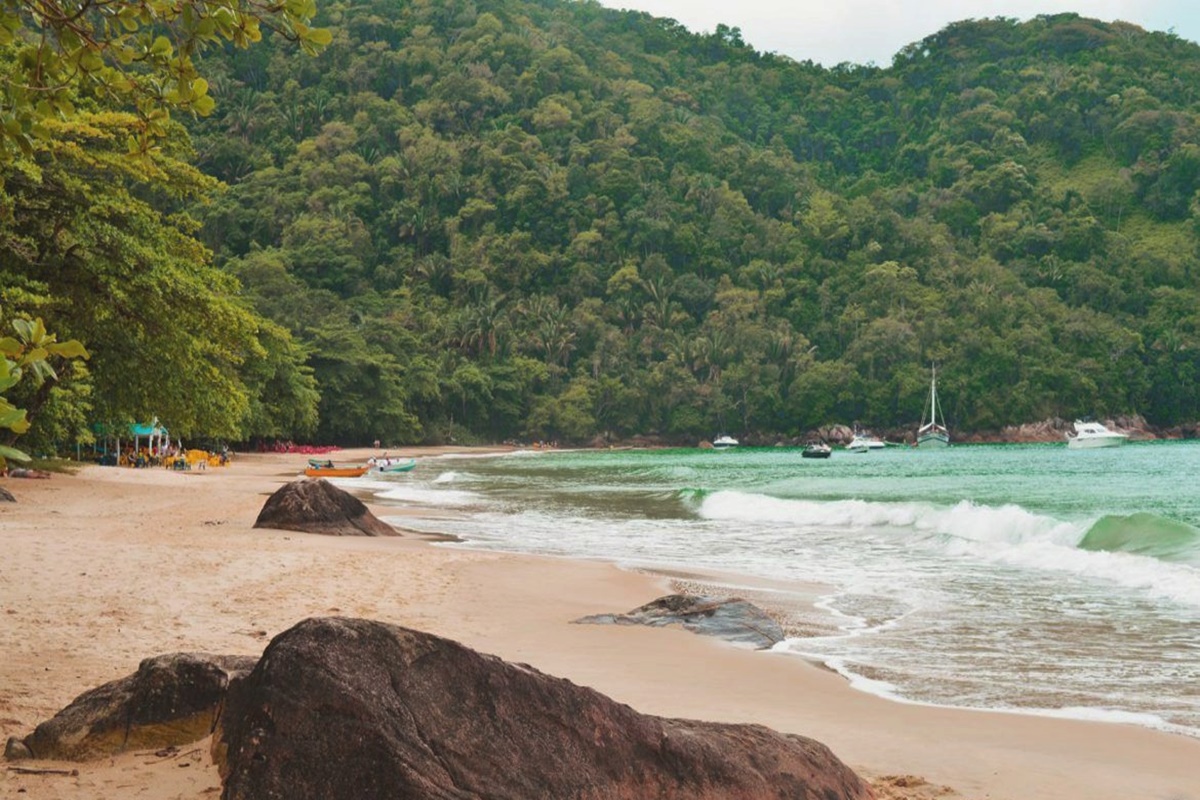 Praia das Sete Fontes em Ubatuba