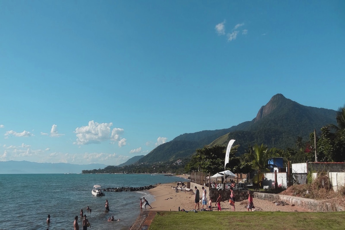 Praia da Barra Velha em Ilhabela - SP