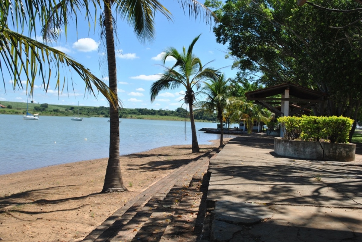 Prefeitura de Adolfo - SP