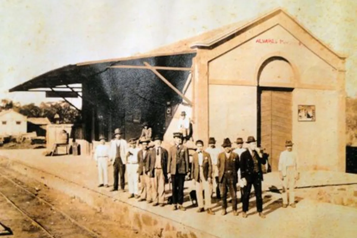 Estação Ferroviária Alvares Machado