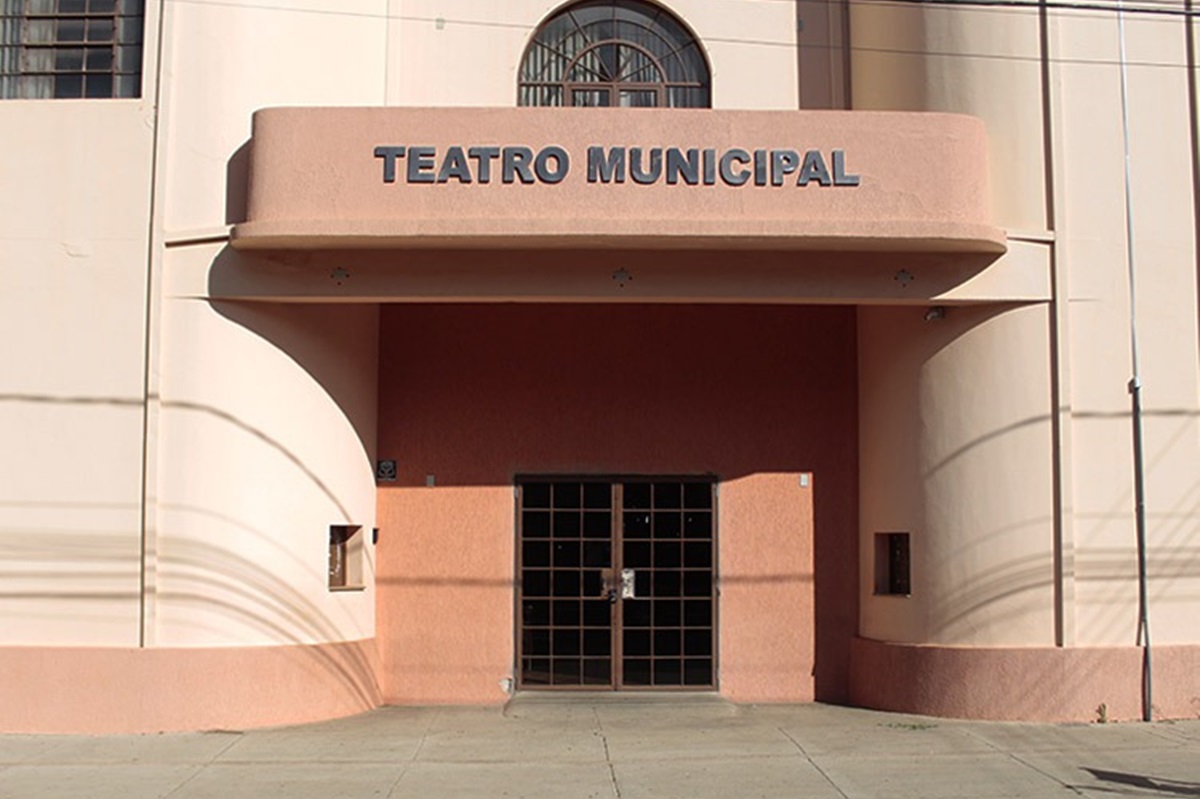 Teatro Municipal Padre Enzo Ticinelli Assis - SP