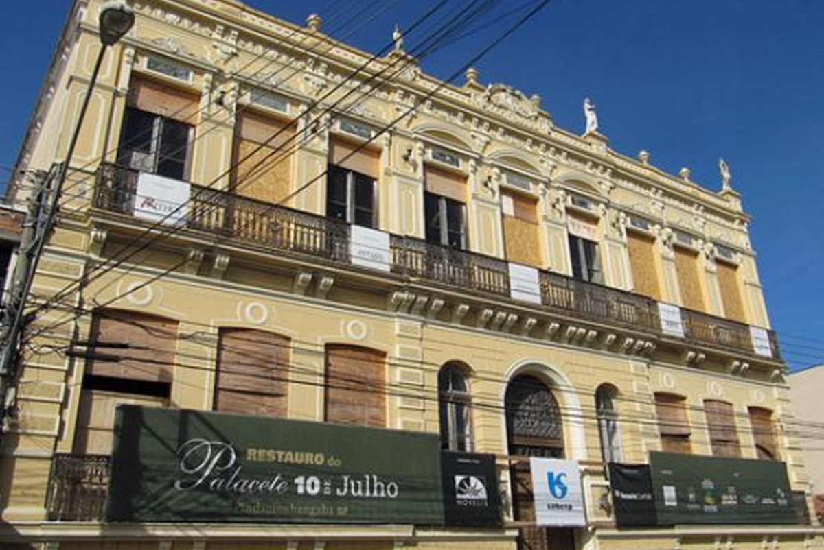 Palacete 10 de Julho Pindamonhangaba
