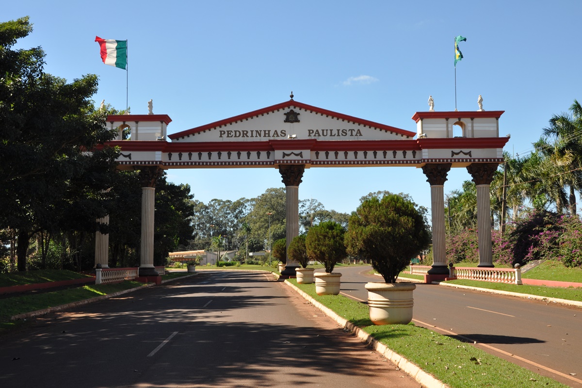 Prefeitura Municipal de Pedrinhas Paulista - SP