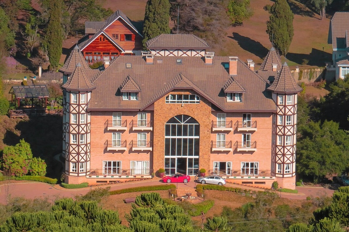 Casa Regaleira Hotel Boutique em Campos do Jordão - SP