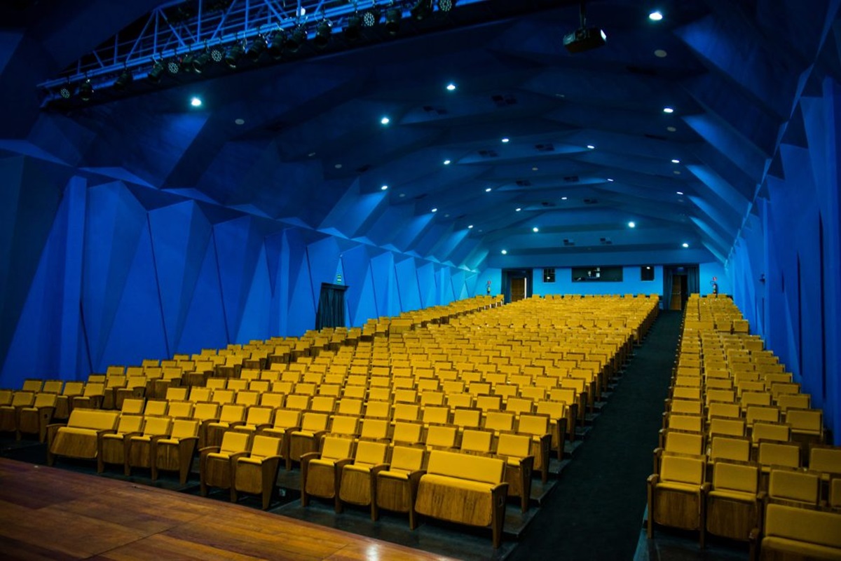 Teatro Municipal Adélia Lorenzetti Lençóis Paulista - SP