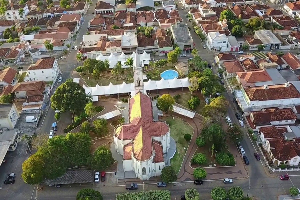 Prefeitura Municipal de Guaimbê - SP