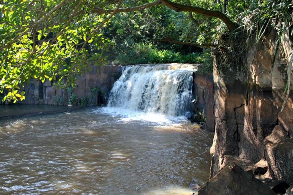 Cachoeira de Jandaia Ouroeste - SP